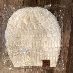 White CC beanie